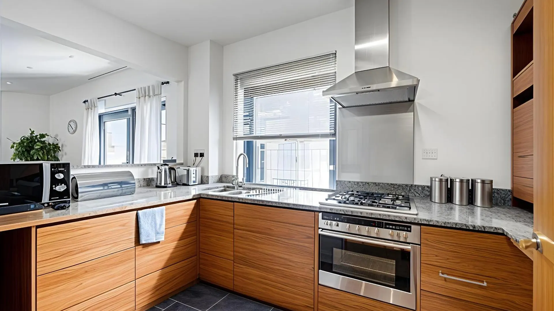 Liverpool St Modern 2 Bed Apartment London United Kingdom